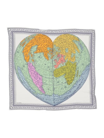 Inoui Editions Mappemonde Printed Shawl
