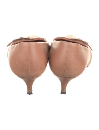 Hermès Leather Pumps