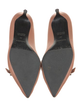 Hermès Leather Pumps