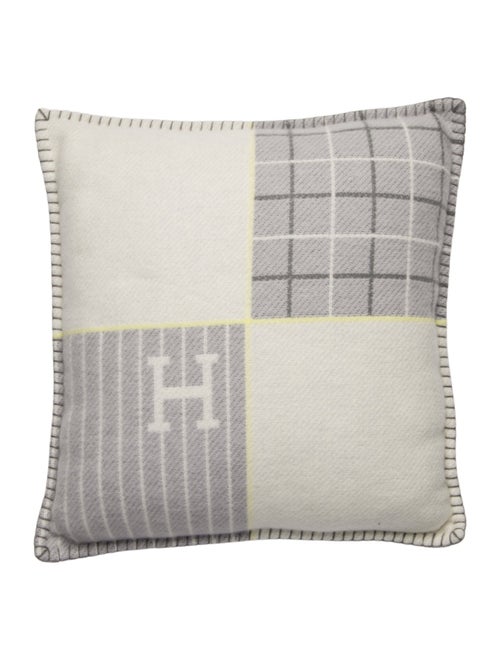 Hermès Avalon Cabriole Throw Pillow