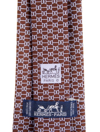 Hermès Patterned Silk Neck Tie