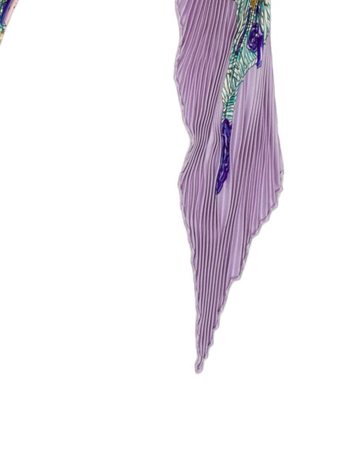 Hermès Regina Silk Plissé Scarf