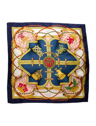 Hermès Grande Tenue Silk Scarf