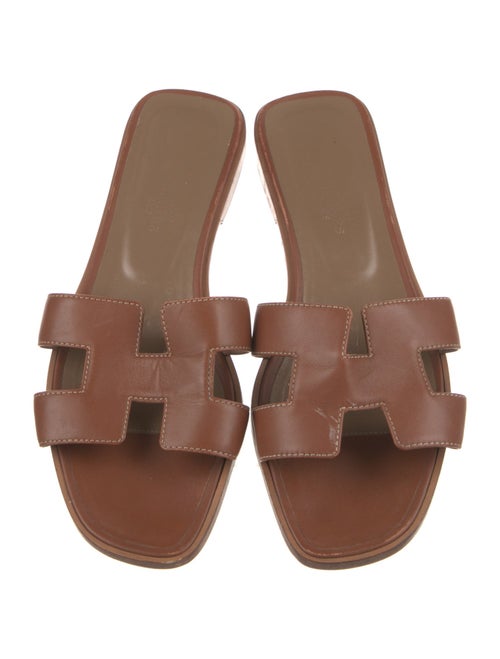 Hermès Oran H Logo Slides