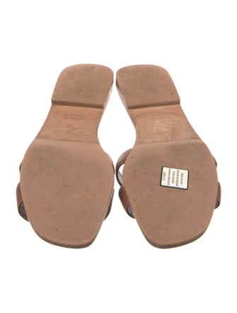 Hermès Oran H Logo Slides