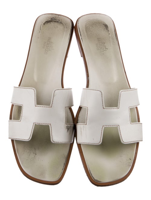 Hermès Oran H Logo Slides