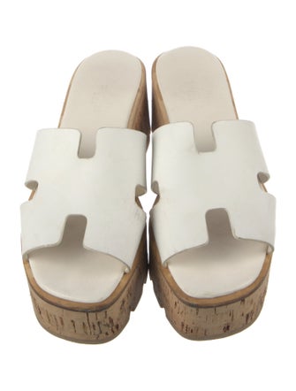 Hermès Eze 30 H Logo Slides