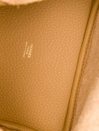 Hermès 2023 Clemence Picotin Lock 18