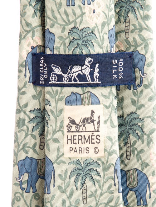 Hermès Pattern Print Silk Tie