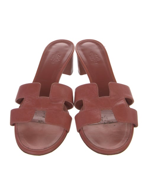 Hermès Oasis H Logo Slides