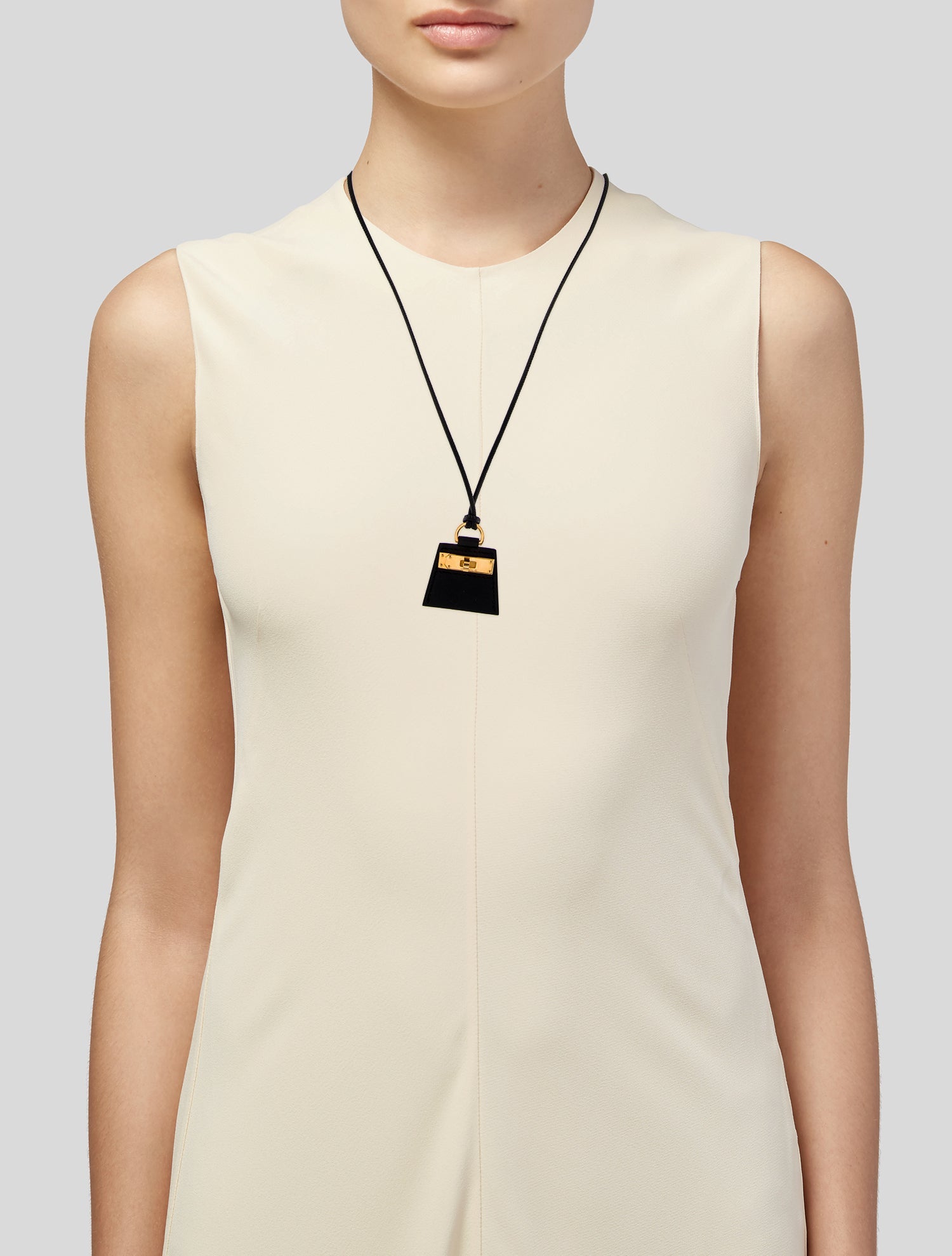 Hermès Leather Mon Petit Kelly Pendant Necklace