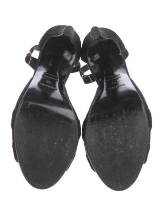 Hermès Premiere H Logo Sandals