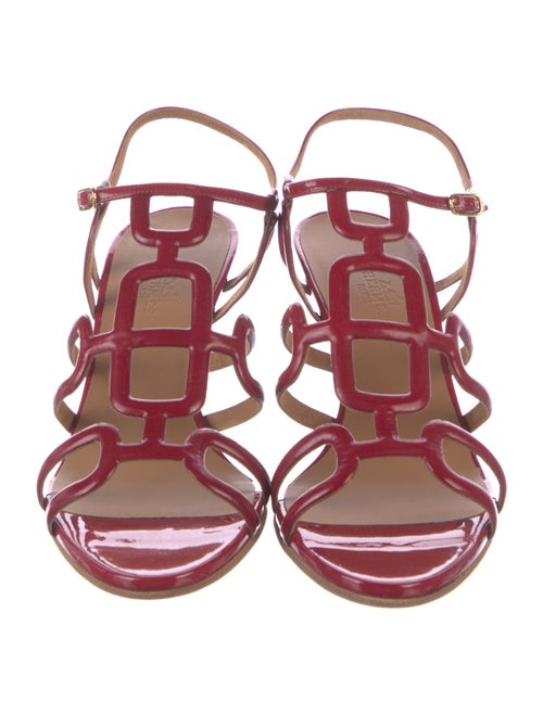 Hermès Patent Leather Cutout Accent T-Strap Sandals
