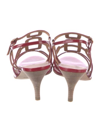 Hermès Patent Leather Cutout Accent T-Strap Sandals