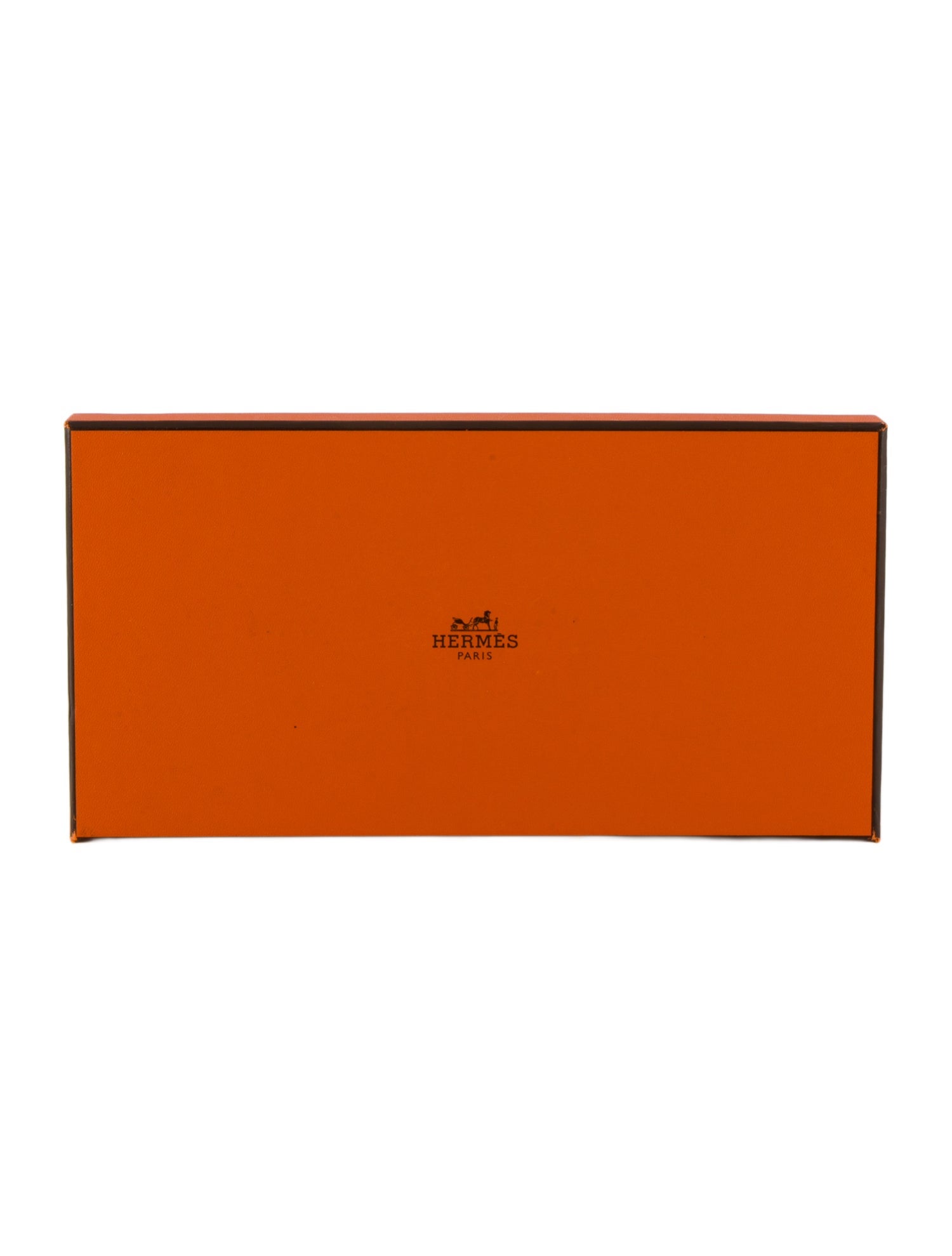 Hermès Magnetic Hanging Scarf Display System