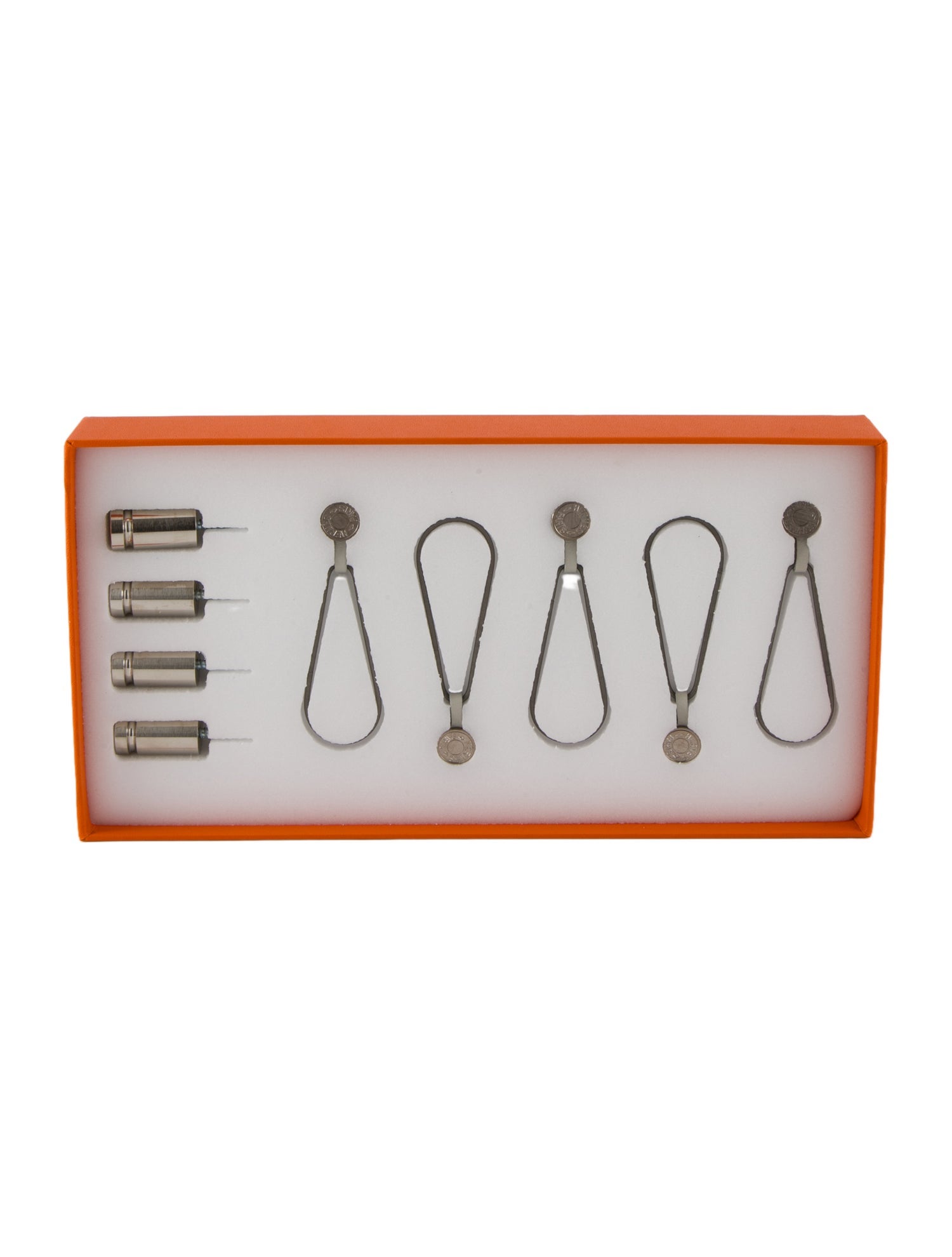 Hermès Magnetic Hanging Scarf Display System