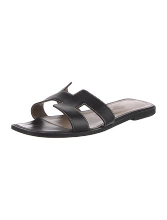 Hermès Oran H Logo Slides