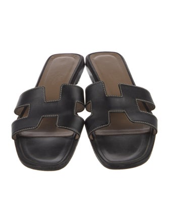 Hermès Oran H Logo Slides
