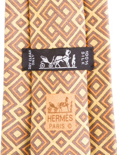 Hermès Silk Patterned Tie