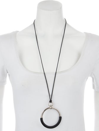 Hermès Loop Pendant Necklace
