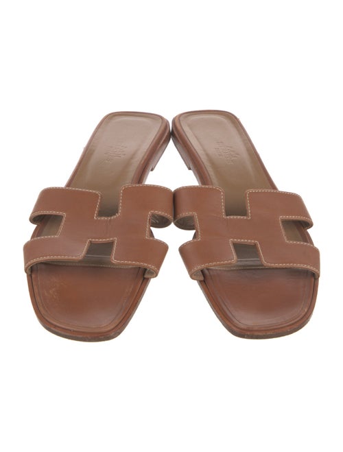 Hermès Oran H Logo Slides