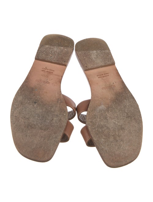 Hermès Oran H Logo Slides