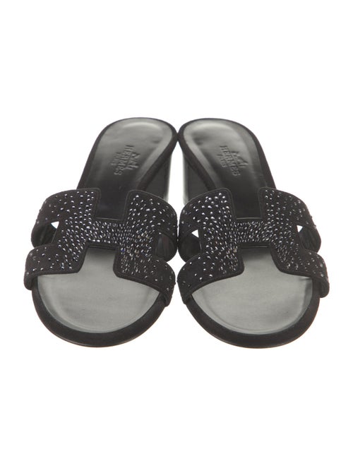 Hermès Oasis H Logo Slides