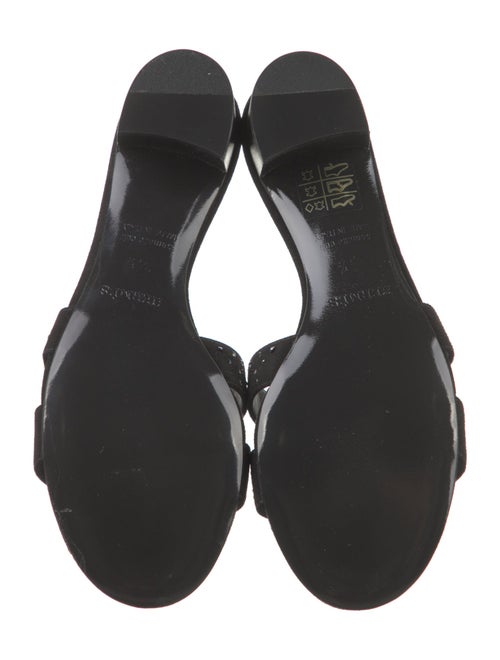 Hermès Oasis H Logo Slides