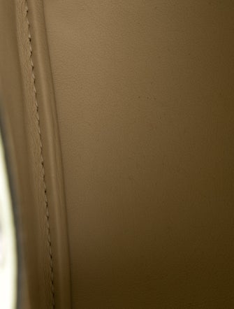 Hermès 2023 Ostrich Mini Lindy