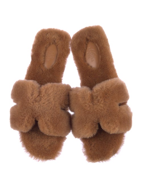 Hermès Oran H Logo Slides