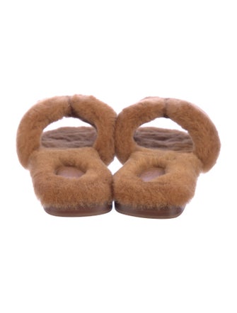 Hermès Oran H Logo Slides
