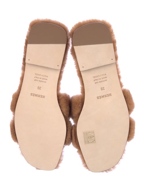 Hermès Oran H Logo Slides