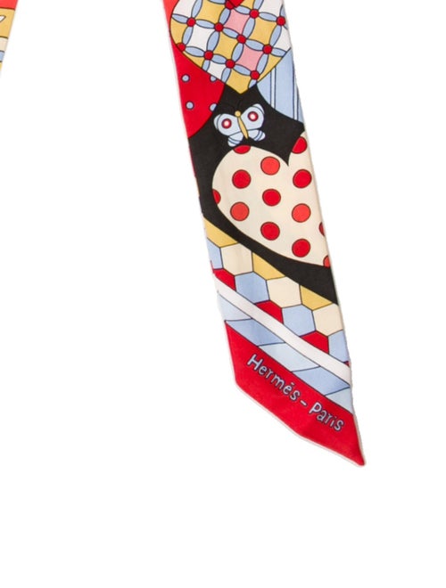 Hermès Les Murmures de la Foret Silk Twilly Scarf