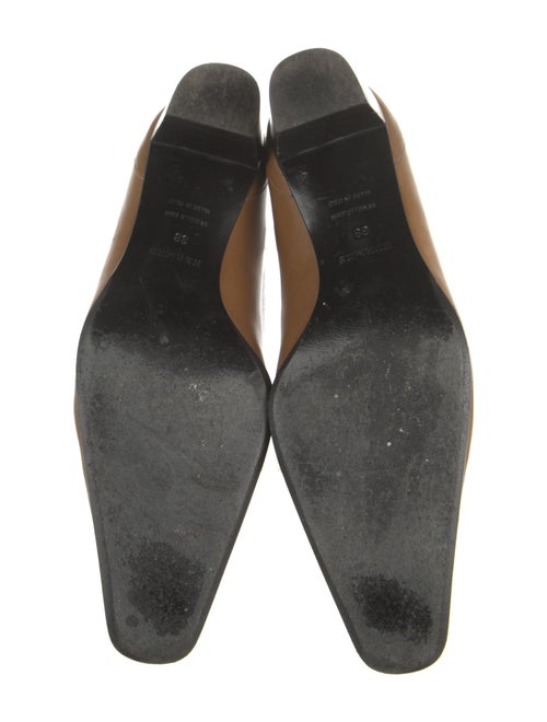 Hermès H Logo Leather Pumps