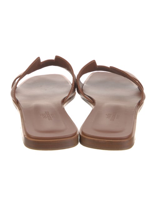 Hermès Oran H Logo Slides