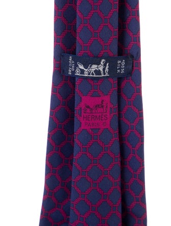 Hermès Silk Pattern Print Tie