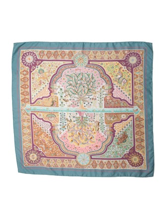 Hermès Aux Portes du Palais Silk Scarf