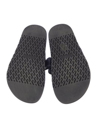 Hermès Chypre H Logo Slides