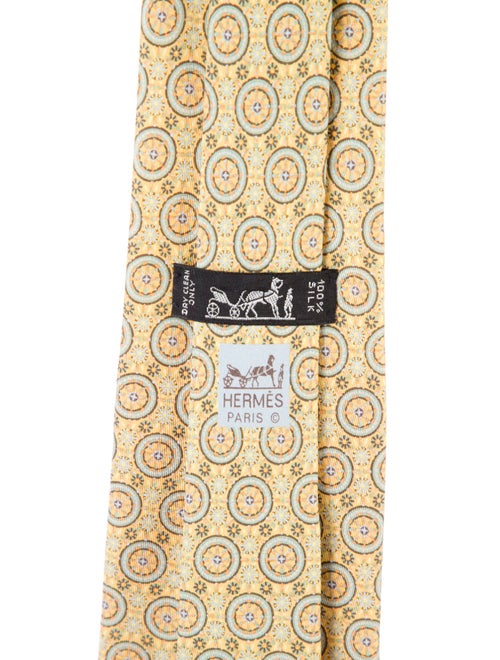 Hermès Silk Pattern Print Tie