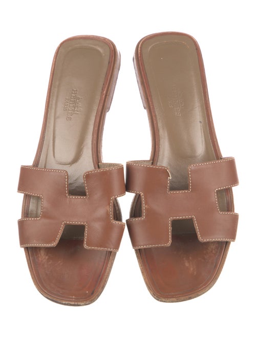 Hermès Oran H Logo Slides