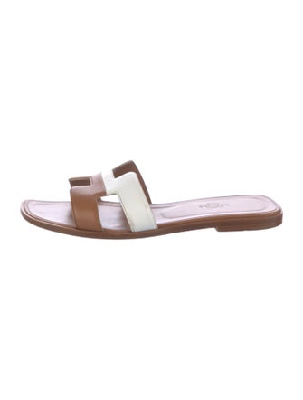Hermès Oran H Logo Slides