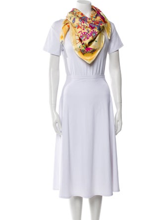 Hermès Fantaisies Indiennes Silk Scarf