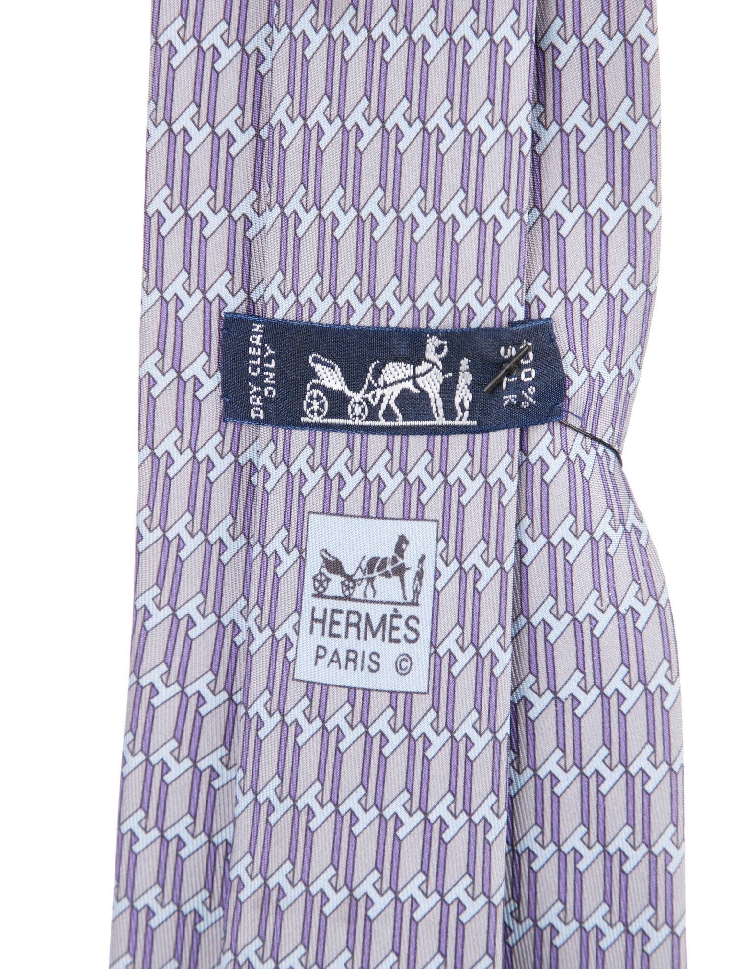 Hermès Silk Pattern Printed Tie