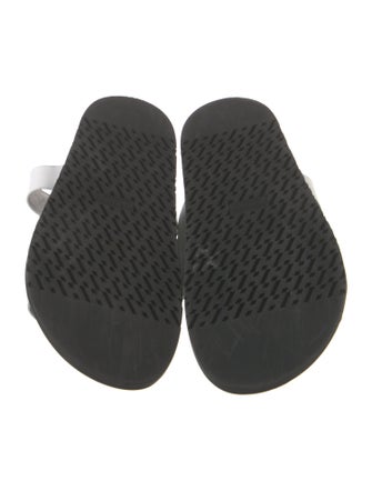 Hermès Chypre H Logo Slides