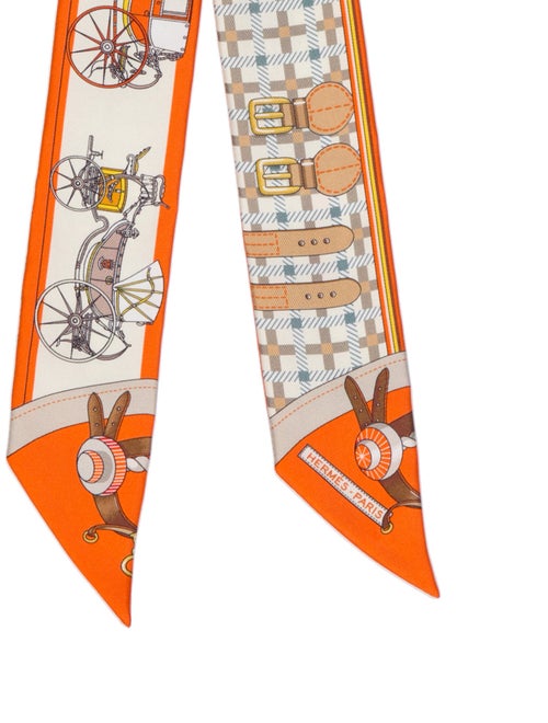 Hermès Les Nouveaux Amoureux de Paris Twillon Silk Twilly Scarf