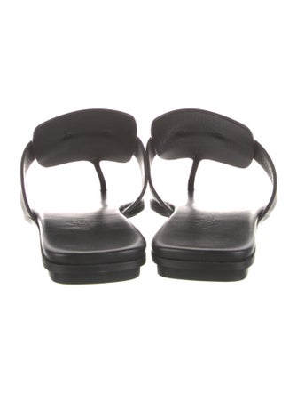 Hermès Galerie H Logo Slides