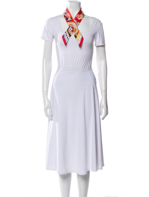 Hermès Les Murmures de la Foret Silk Twilly Scarf