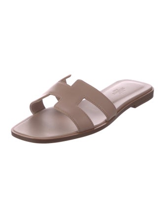 Hermès Oran Leather Slides