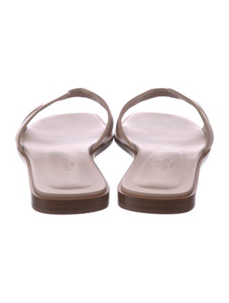 Hermès Oran Leather Slides