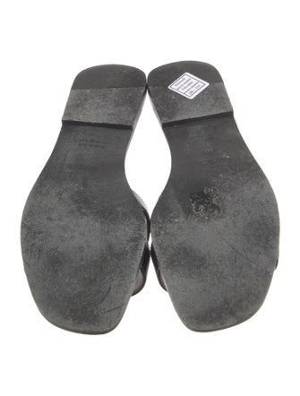 Hermès Oran H Logo Slides